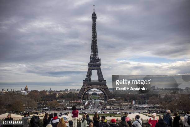 View of the Tour Eiffel from the Trocadero square Paris bids farewell to Christmas and preparations for New Year's Eve in Paris, France on December...