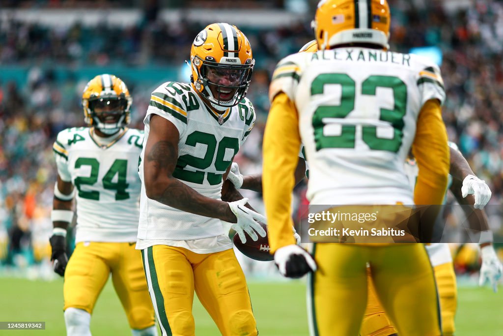 Green Bay Packers v Miami Dolphins