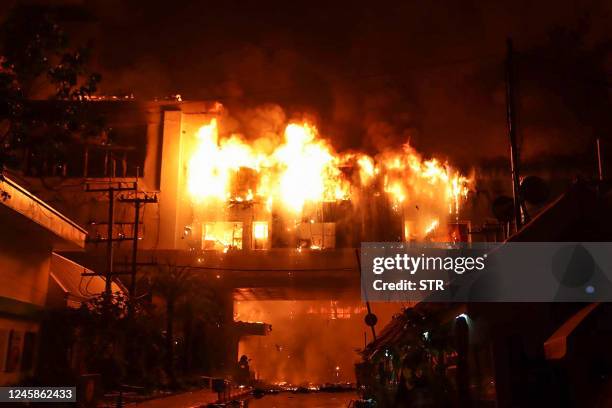 Major fire burns through the Grand Diamond City hotel-casino in Poipet on December 29, 2022. - As many as 10 people have died in a fire at a...