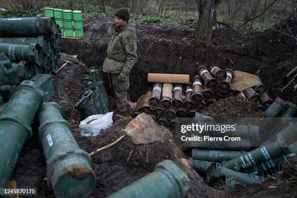 Soldiers of the Ukrainian 55th artillery brigade operate on the frontline with a US made Howitzer M777 cannon amid artillery fights on December 29,...