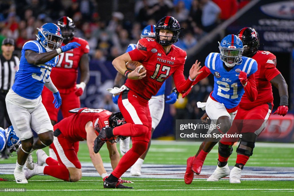 COLLEGE FOOTBALL: DEC 28 TaxAct Texas Bowl