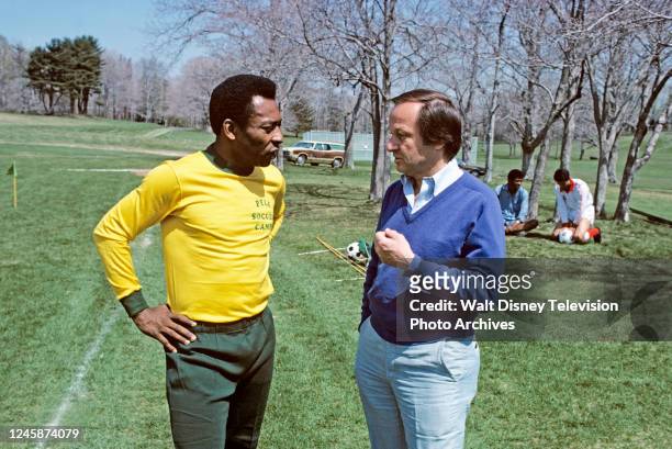 Pele offers soccer tips to Jim McKay, appearing on the ABC tv series ''ABC's Wide World of Sports'.