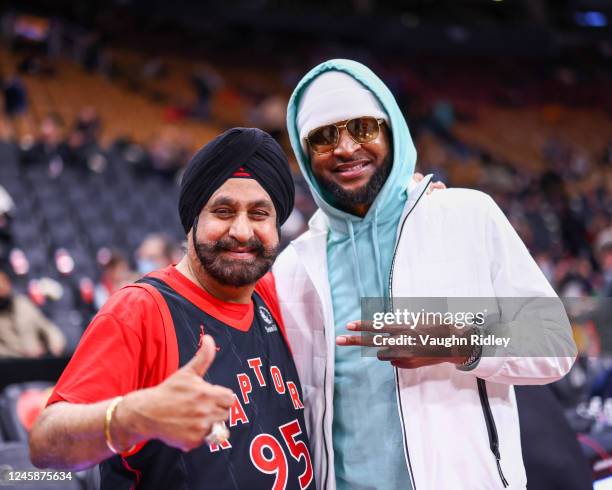 Nav Raptors Raptors Superfan Nav Bhatia Photos and Premium High Res Pictures ...