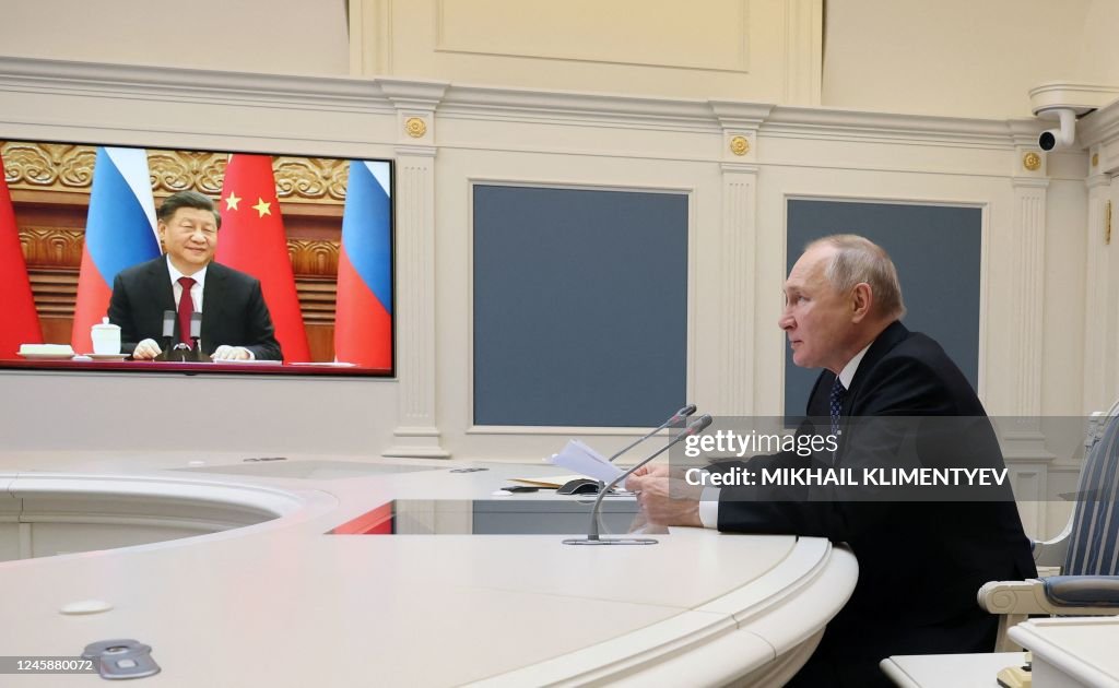 TOPSHOT-RUSSIA-CHINA-DIPLOMACY