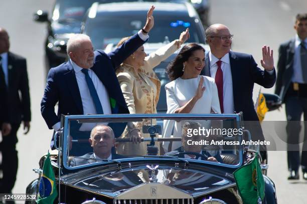 President-elect of Brazil Luiz Inacio Lula da Silva waves to supporters along his wife Rosangela da Silva, Vice-President-elect Geraldo Alckmin and...