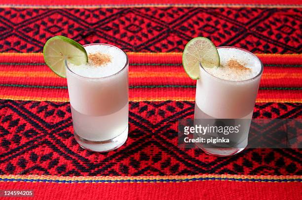 pisco sour - pisco peru stock pictures, royalty-free photos & images