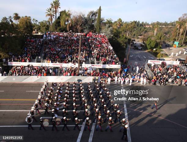 Pasadena, CA The United States Marine Corps West Coast Composite Band from Camp Pendleton marches down Orange Grove Blvd. In the 2023 Tournament of...