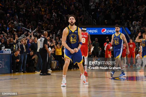 Klay Thompson of the Golden State Warriors celebrates during the game against the Atlanta Hawks on January 2, 2023 at Chase Center in San Francisco,...