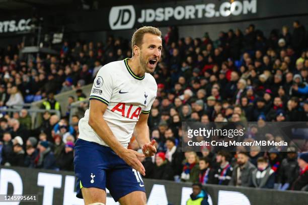 Harry Kane of Tottenham Hotspur celebrates scoring the opening goal during the Premier League match between Crystal Palace and Tottenham Hotspur at...