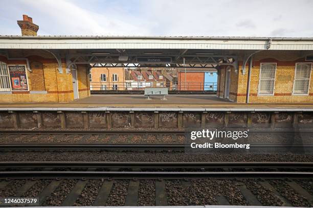 Empty platforms at Shortlands railway station, closed due to strike action by the National Union of Rail, Maritime and Transport, in London, UK, on...