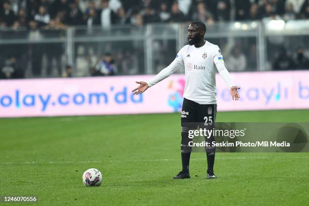 Arthur Masuaku of Besiktas controls the ball during the Super Lig match between Besiktas and Kasimpasa SK at Vodafone Park on January 7, 2023 in...