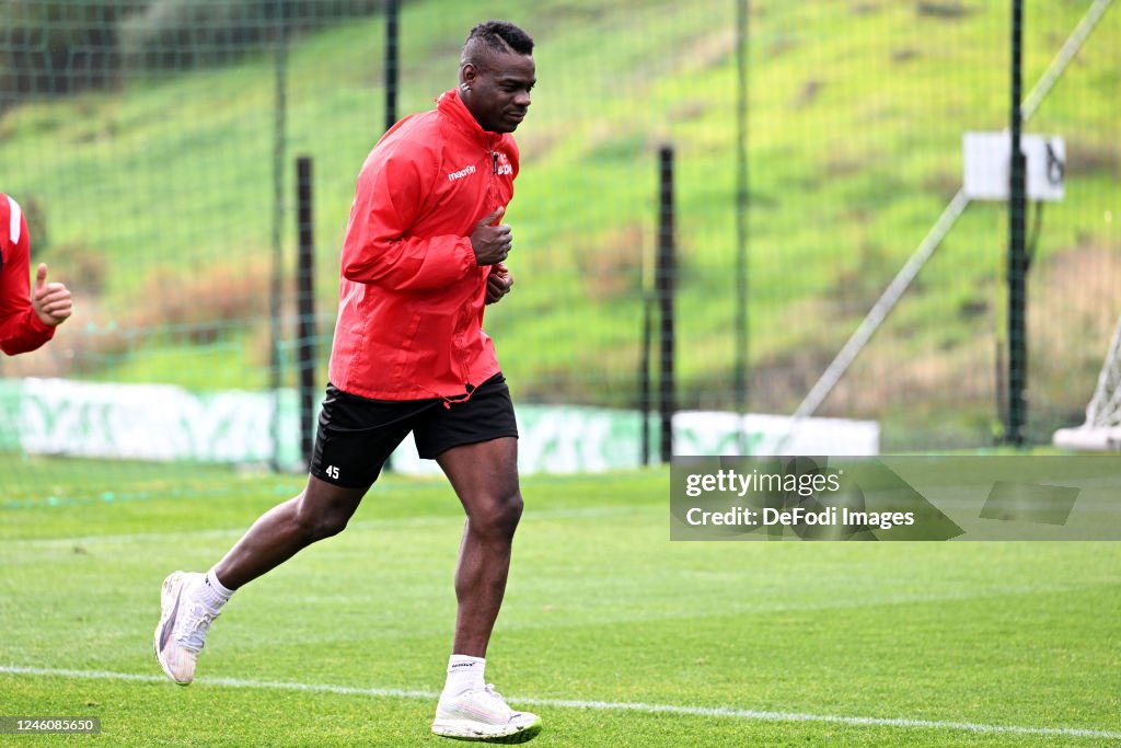 Balotelli returns to Turkish club Kluivert after Swiss adventure