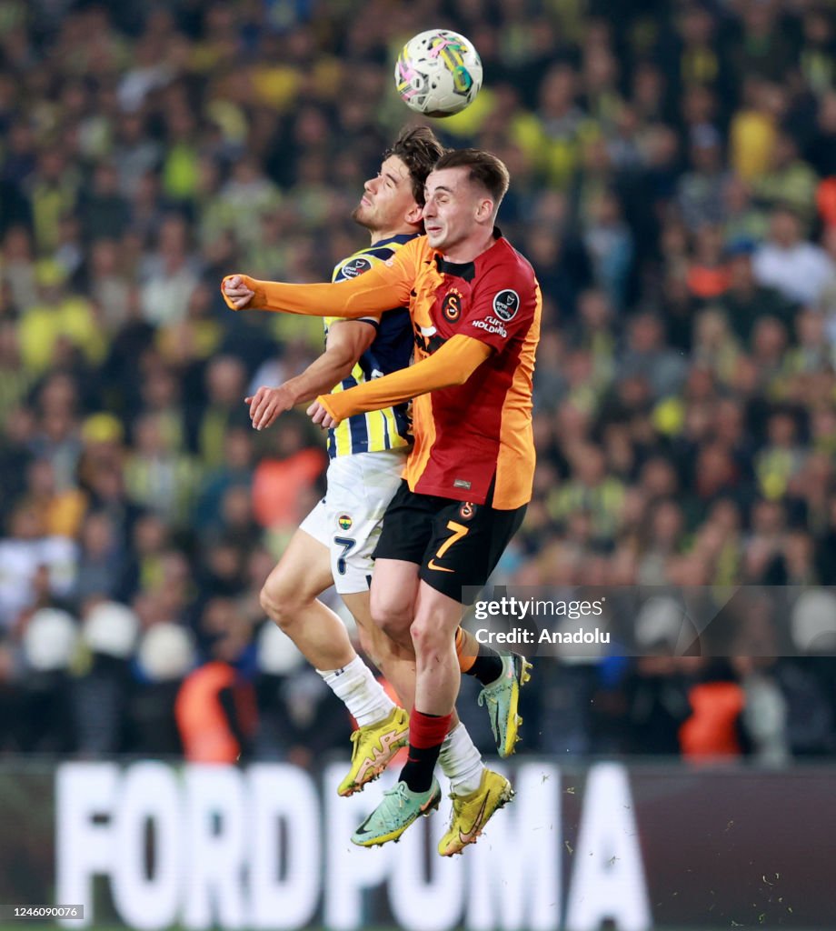 Fenerbahce v Galatasaray - Turkish Super Lig