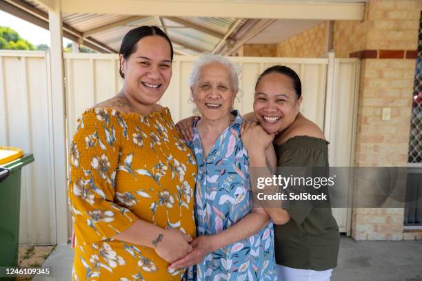 three generations of women - pacific islander stock pictures, royalty-free photos & images