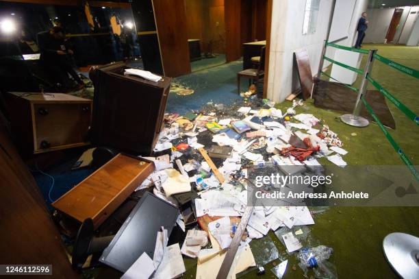Radical Riots Congress Of Brazil Photos et images de collection - Getty Images