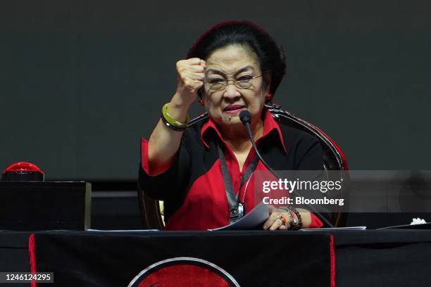 Megawati Sukarnoputri Photos and Premium High Res Pictures - Getty Images