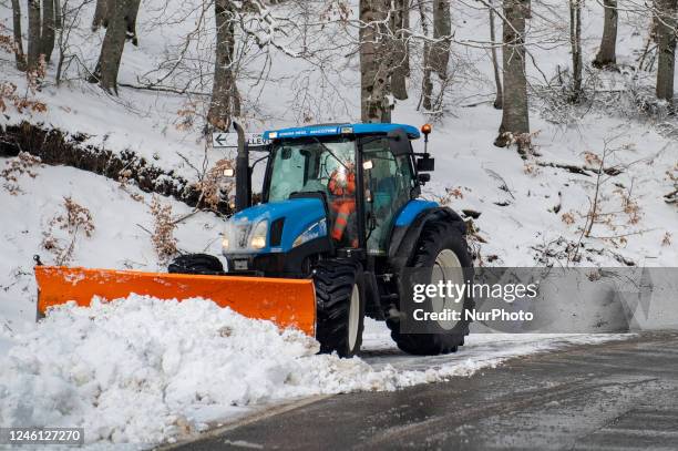 Snowploughs clear the roads of snow that had fallen during the night. At Terminillo in Rieti, Italy, on 10 January 2023.