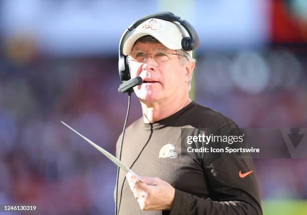 Cleveland Browns Offensive Line Coach Bill Callahan looks on during the Cleveland Browns game versus the Washington Commanders on January 01 at FedEx...