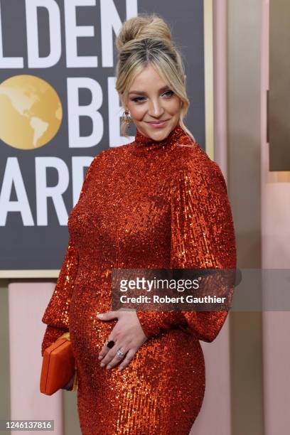 80th GOLDEN GLOBE AWARDS -- Abby Elliott arrives to the 80th Golden Globe Awards held at the Beverly Hilton Hotel on January 10, 2023. --