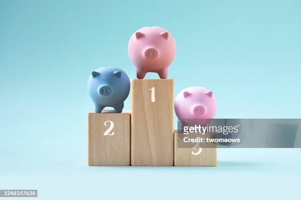 financial success concepts still life. - winners podium imagens e fotografias de stock