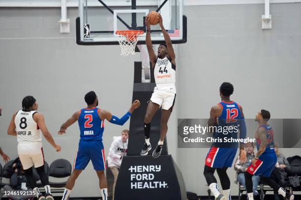 Gabe Brown of the Raptors 905 dunks the ball during the first quarter of the game against the Motor City Cruise on January 12, 2023 at Wayne State...
