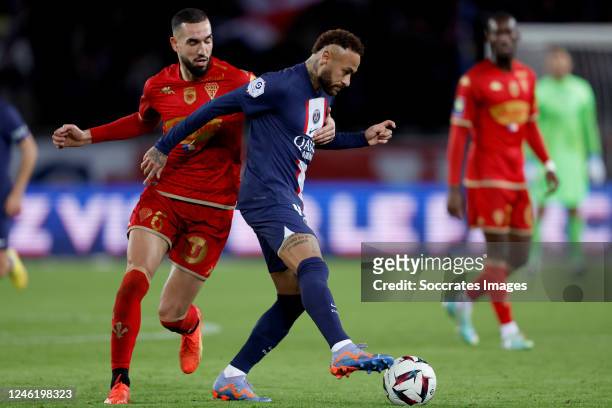 Nabil Bentaleb of Angers, Neymar Jr of Paris Saint Germain during the French League 1 match between Paris Saint Germain v Angers at the Parc des...