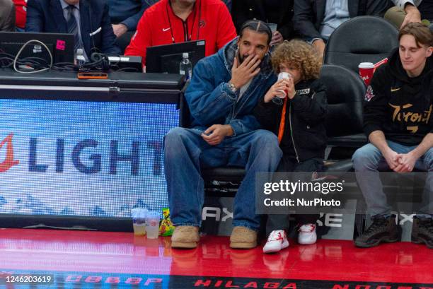 Drake Rapper At Raptor Game Guy Drake Photos and Premium High Res Pictures - Getty Images