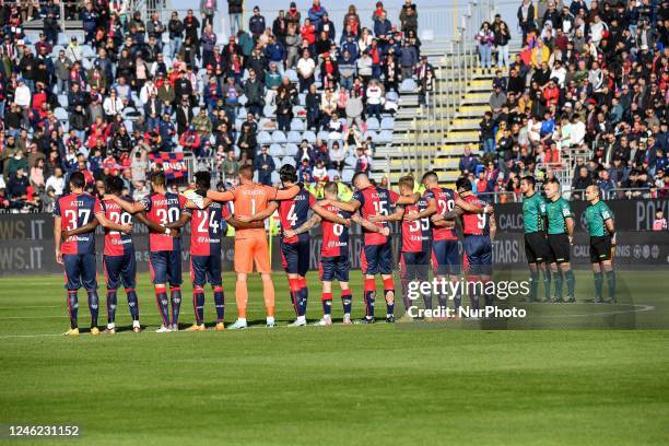 Minuto di Silenzio Per Gianluca Vialli during the Italian soccer Serie B match Cagliari Calcio vs Como 1907 on January 14, 2023 at the Unipol Domus...