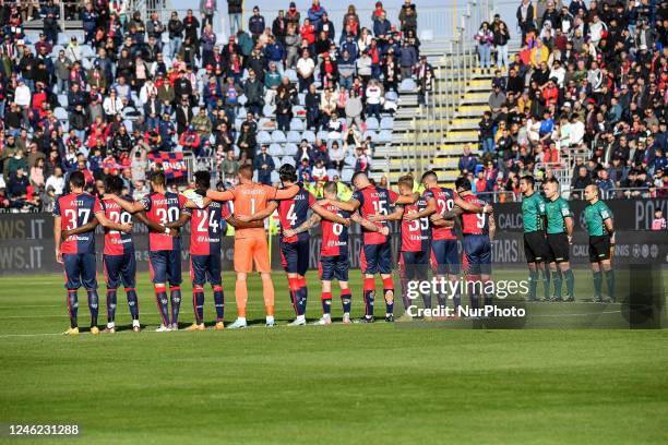 Minuto di Silenzio Per Gianluca Vialli during the Italian soccer Serie B match Cagliari Calcio vs Como 1907 on January 14, 2023 at the Unipol Domus...