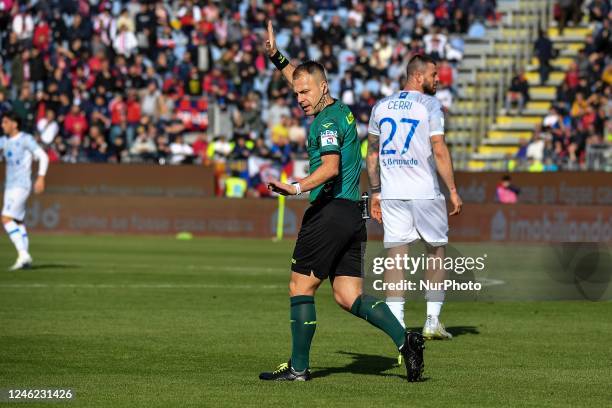 Francesco Meraviglia, Arbitro, Referee, during the Italian soccer Serie B match Cagliari Calcio vs Como 1907 on January 14, 2023 at the Unipol Domus...