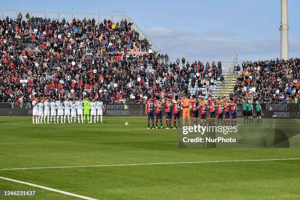 Minuto di Silenzio Per Gianluca Vialli during the Italian soccer Serie B match Cagliari Calcio vs Como 1907 on January 14, 2023 at the Unipol Domus...