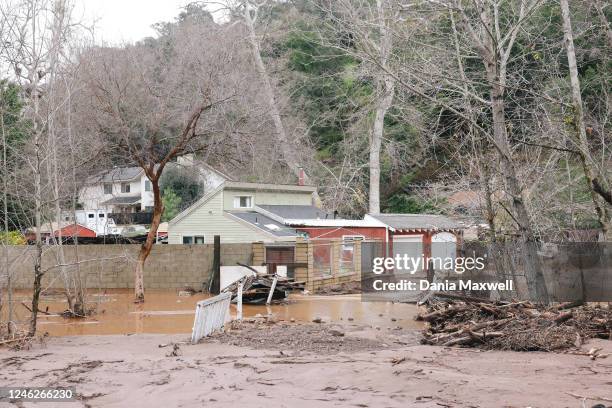 Ventura, CA Mud surrounds homes around on Casitas Vista Road on Sunday, Jan. 15, 2023 in Ventura, CA. .