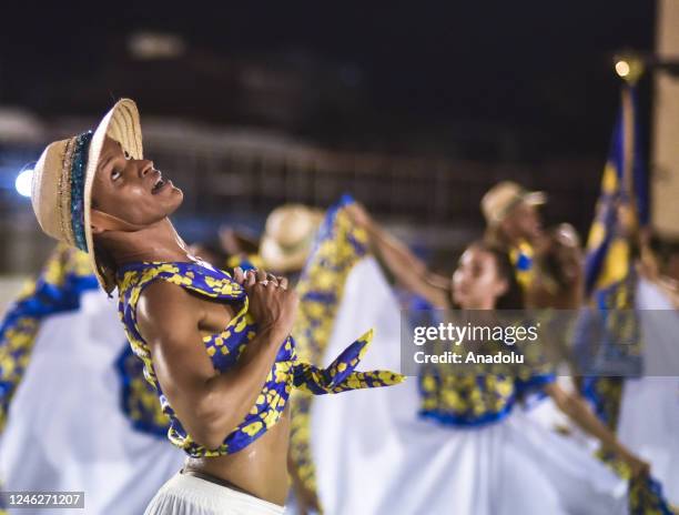Samba school attendants practice dancing on the second day of rehearsals ahead of the famous Rio Carnival which will take place between February...