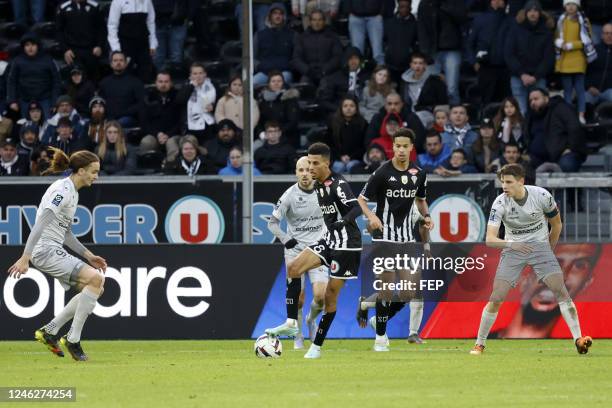 Amine SALAMA - 07 Yohann MAGNIN - 97 Yanis MASSOLIN - 08 Azzeddine OUNAHI during the Ligue 1 Uber Eats match between Angers and Clermont at Stade...