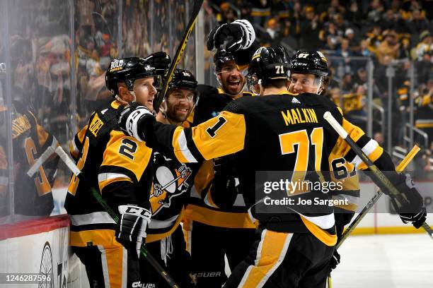 Jason Zucker of the Pittsburgh Penguins celebrates his first period goal against the Anaheim Ducks at PPG PAINTS Arena on January 16, 2023 in...