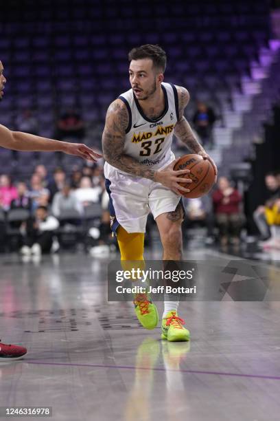 Gabe York of the Fort Wayne Mad Ants dribbles the ball during the game against the G League Ignite on January 17, 2023 at The Dollar Loan Center in...