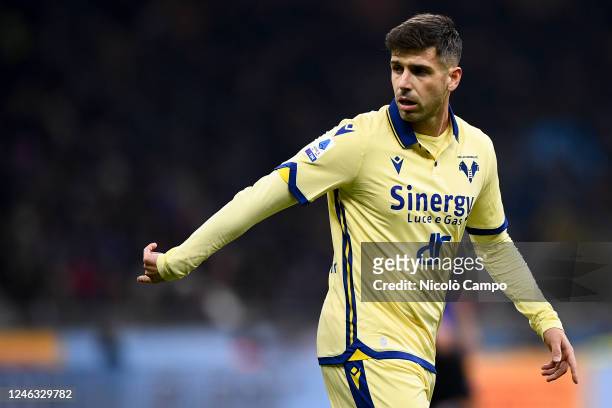 Miguel Veloso of Hellas Verona FC gestures during the Serie A football match between FC Internazionale and Hellas Verona FC. FC Internazionale won...