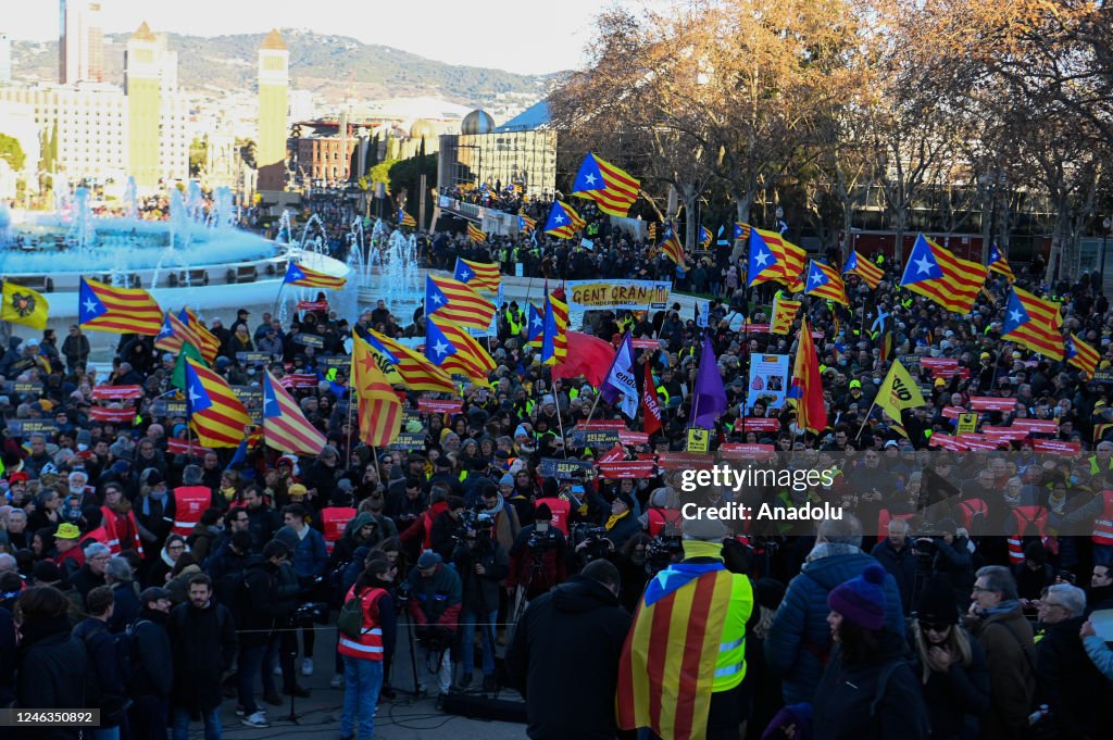 Protest during the Spanish-French summit in Barcelona
