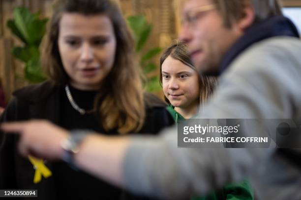 Swedish climate activist Greta Thunberg and German climate activist of the "Fridays for Future" movement Luisa Neubauer arrive to hold talks with...