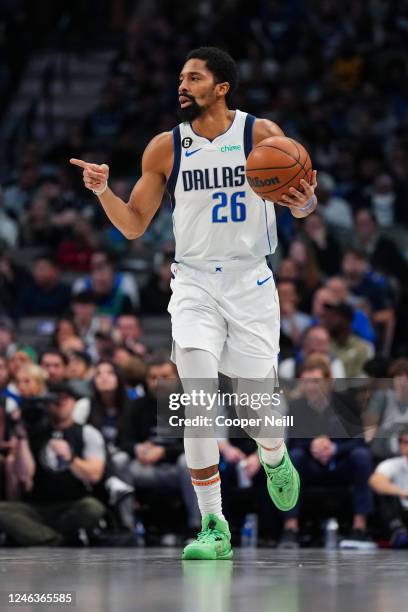 Spencer Dinwiddie of the Dallas Mavericks dribbles the ball against the Atlanta Hawks on January 18, 2023 at the American Airlines Center in Dallas,...