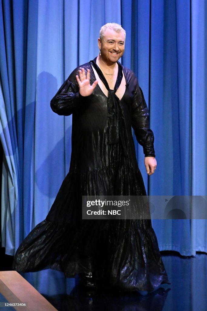 https://media.gettyimages.com/id/1246373406/photo/the-tonight-show-starring-jimmy-fallon-season-10.jpg?s=1024x1024&w=gi&k=20&c=zi59JgJ23-iDpFDGJvTD-wqGMI3TevxlRxkRXLPT-54=