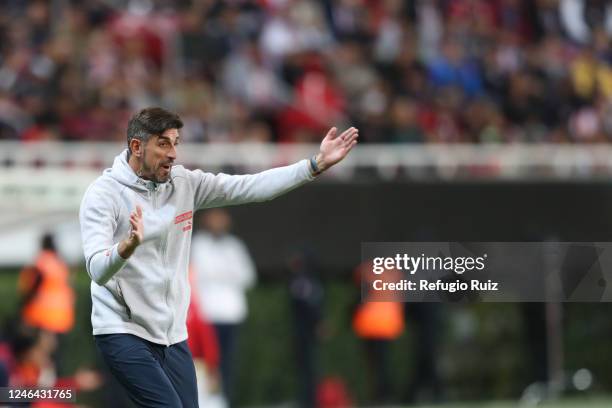 Veljko Paunovic of Chivas gives instructions to his players during the 3rd round match between Chivas and Toluca as part of the Torneo Clausura 2023...