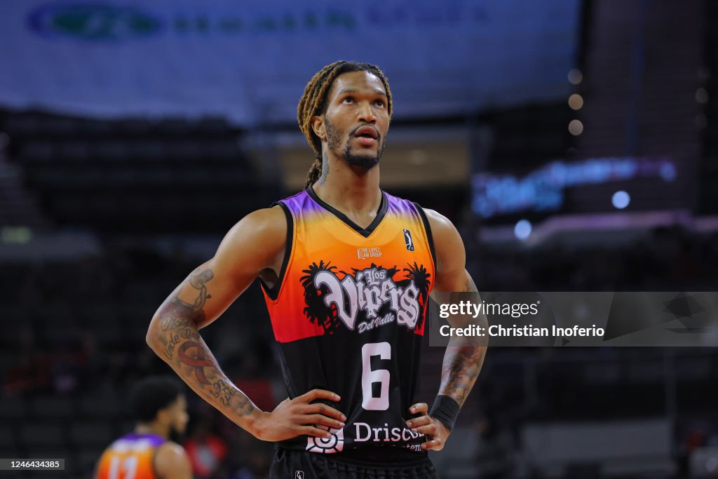 Trhae Mitchell of the Rio Grande Valley Vipers looks on during a game