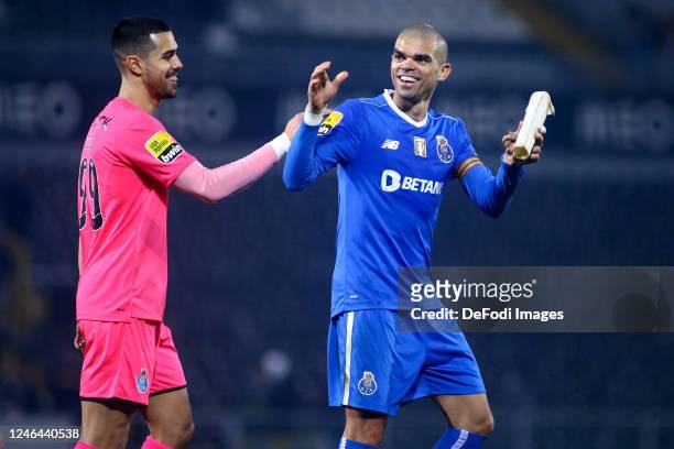 Kepler Lima 'Pepe' of FC Porto and Diogo Costa of FC Porto gesture during the Liga Portugal Bwin match between Vitoria Guimaraes and FC Porto at...