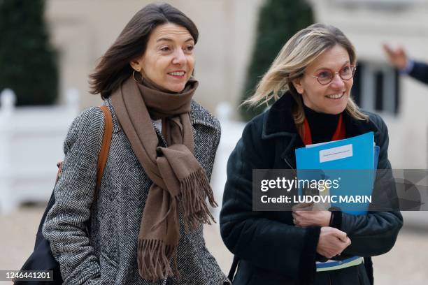 French Secretary of State for Europe Laurence Boone and French Minister for Energy Transition Agnes Pannier-Runacher arrive for a cabinet meeting as...