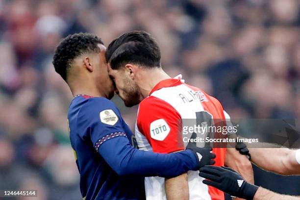 Alireza Jahanbakhsh of Feyenoord with a headhunt against Jurrien Timber of Ajax during the Dutch Eredivisie match between Feyenoord v Ajax at the...