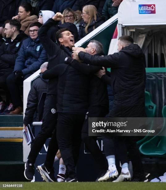 Lee McCulloch celebrates during a Scottish Cup Fourth Round match between Hibernian and Heart of Midlothian at Easter Road, on January 22 in Perth,...