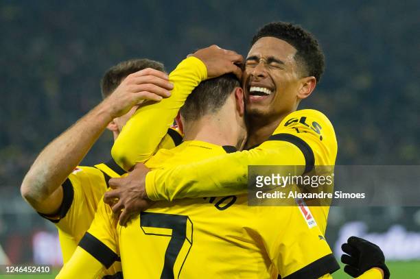 Giovanni Reyna of Borussia Dortmund is celebrating his goal with Jude Bellingham during the Bundesliga match between Borussia Dortmund and FC...