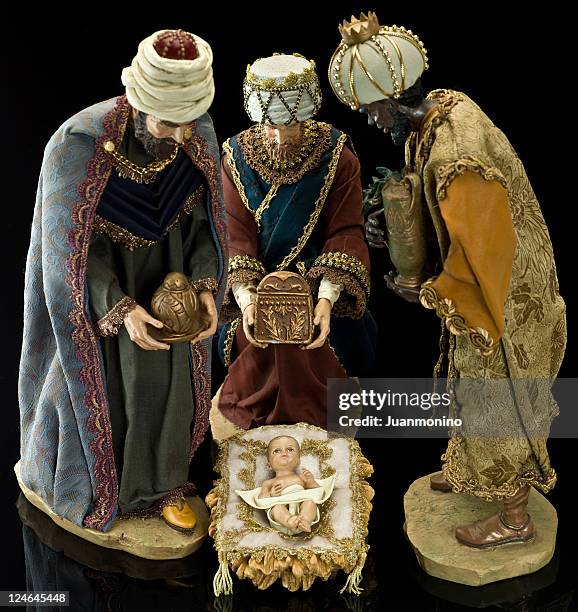 adoration (nativity scene) - religious equipment stock pictures, royalty-free photos & images