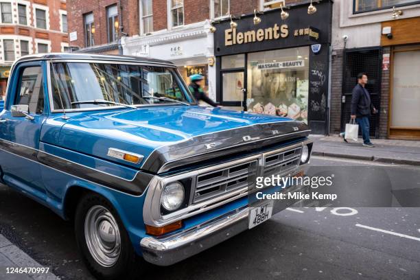  69 fotos e imágenes de Camioneta Ford Azul - Getty Images